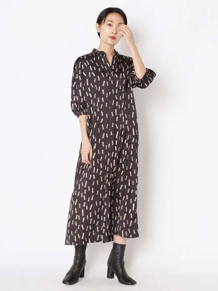 値下げ中　スタンドカラーノースリーブシャツワンピース　ブラック　ハグオーワー 16WFO205037_p_29_LL.jpg