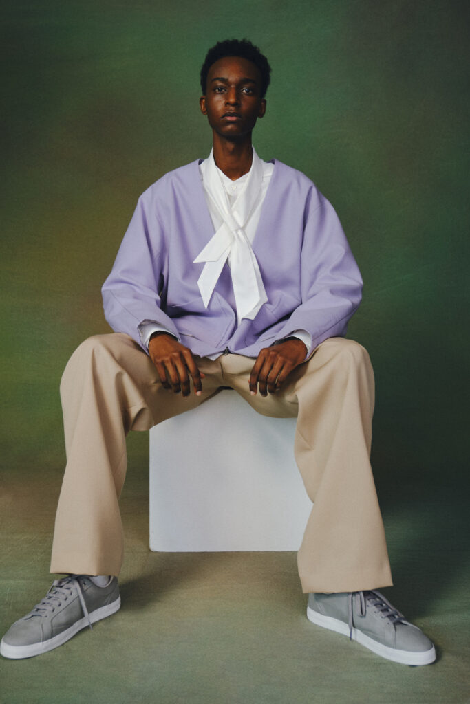 UJOH / V-neck Zip-up Blouson - good LIFE STORE