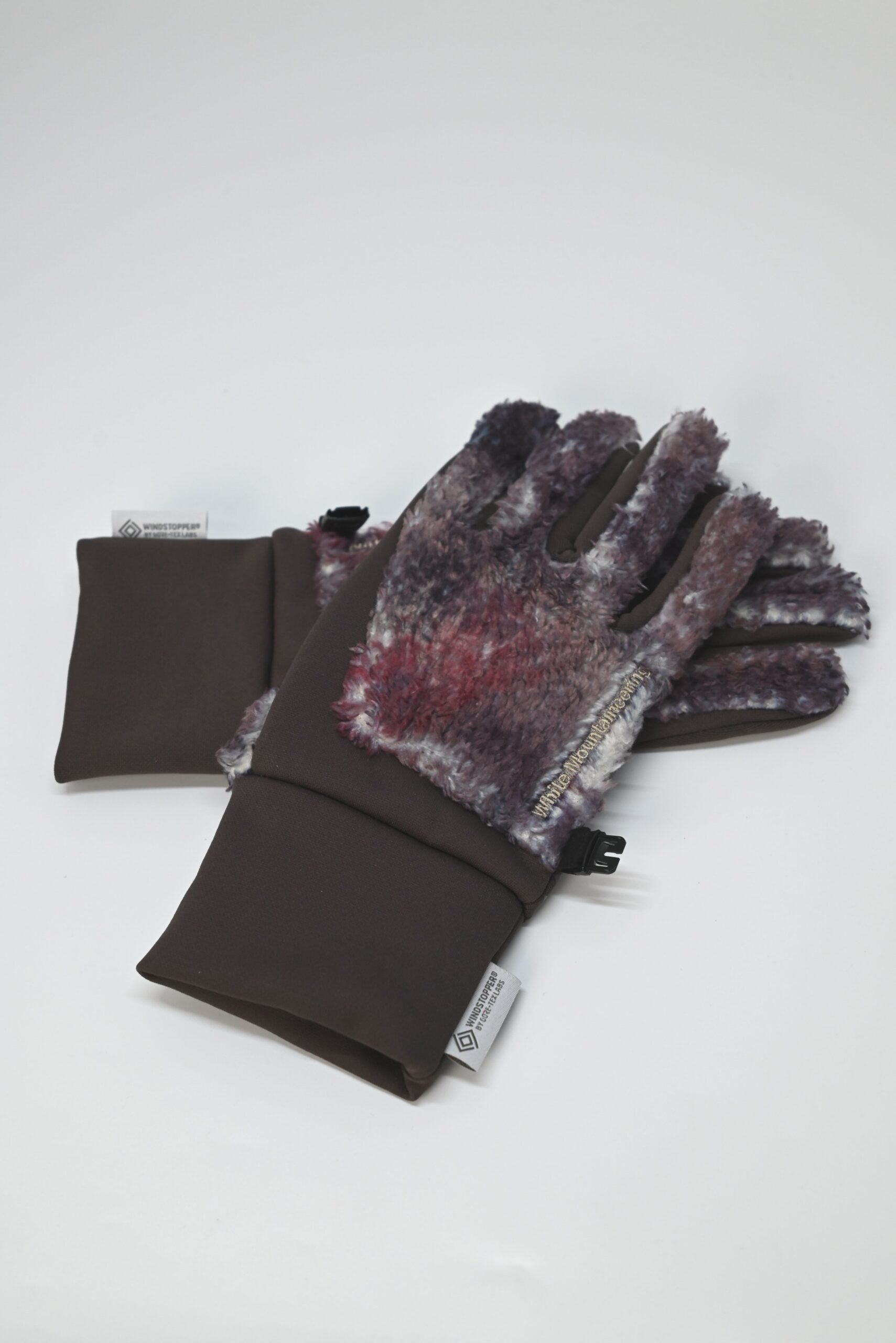 White Mountaineering) WINDSTOPPER GLOVE (WM2473805) | White