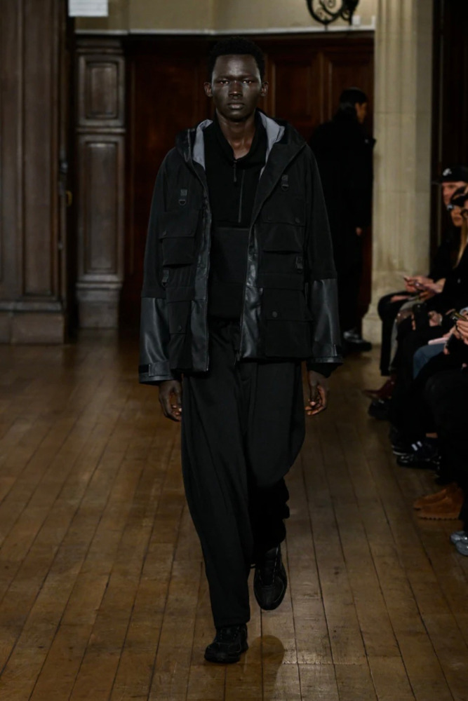 White Mountaineering BLK / WINDSTOPPER ZIP OFF MOUNTAIN PARKA